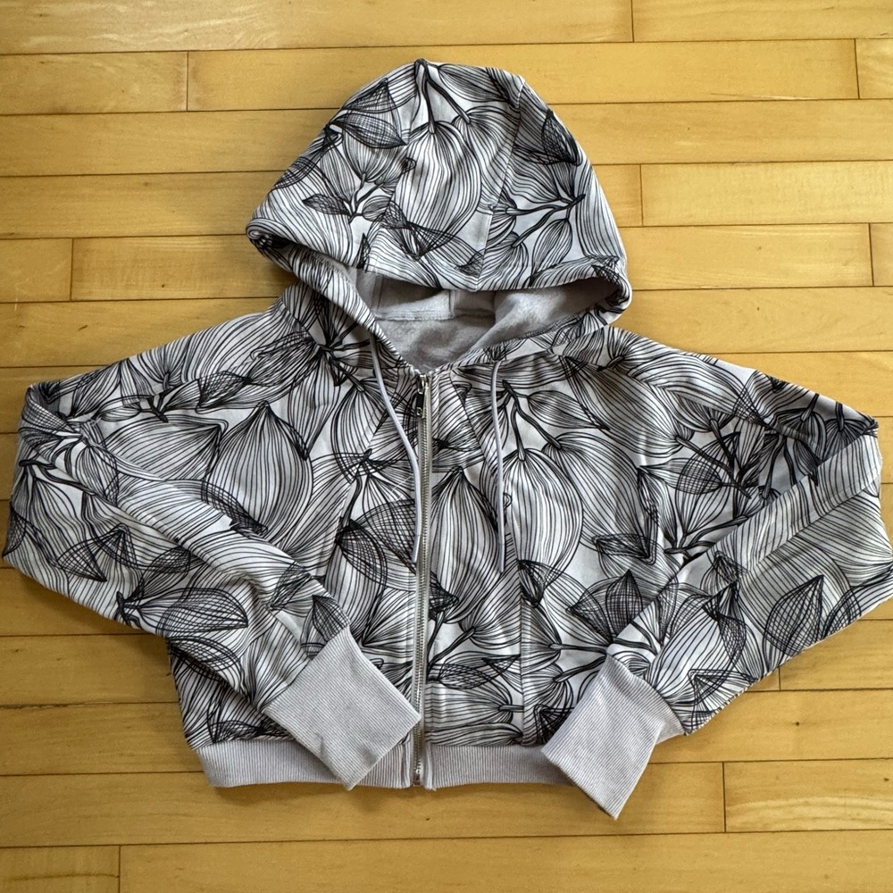 BuffBunny Gray and Black Cropped Jacket